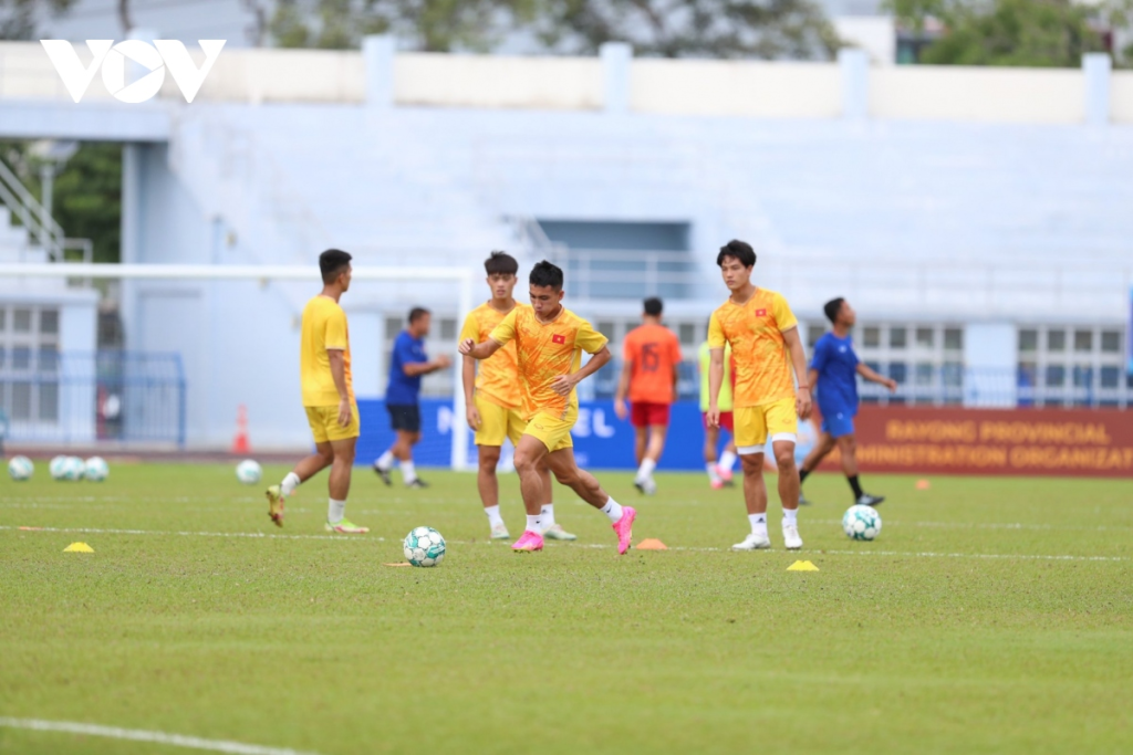 Cẩu thủ Việt Nam đang luyện tập để tham gia giải Vô địch U22 Đông Nam Á 